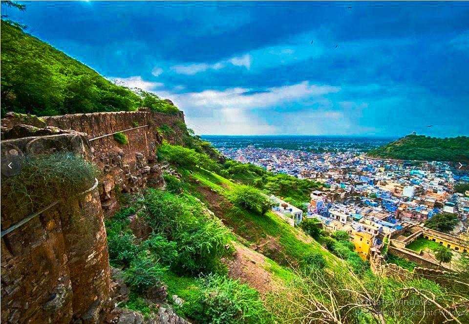 The Castle View Homestay Bundi Luaran gambar