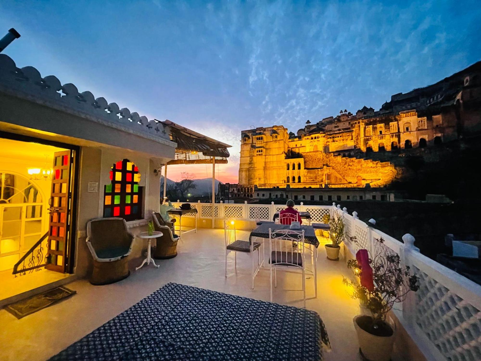 The Castle View Homestay Bundi Luaran gambar