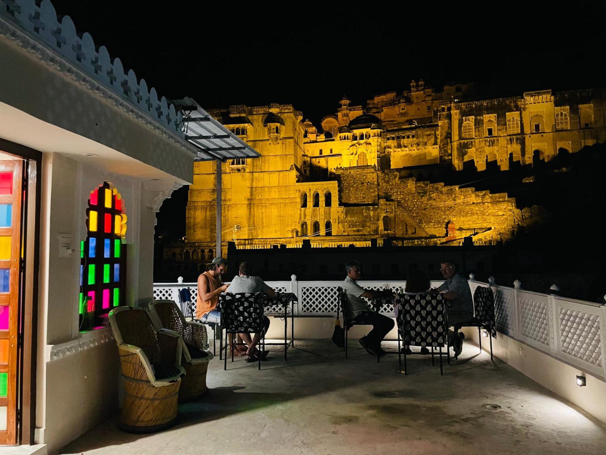 The Castle View Homestay Bundi Luaran gambar