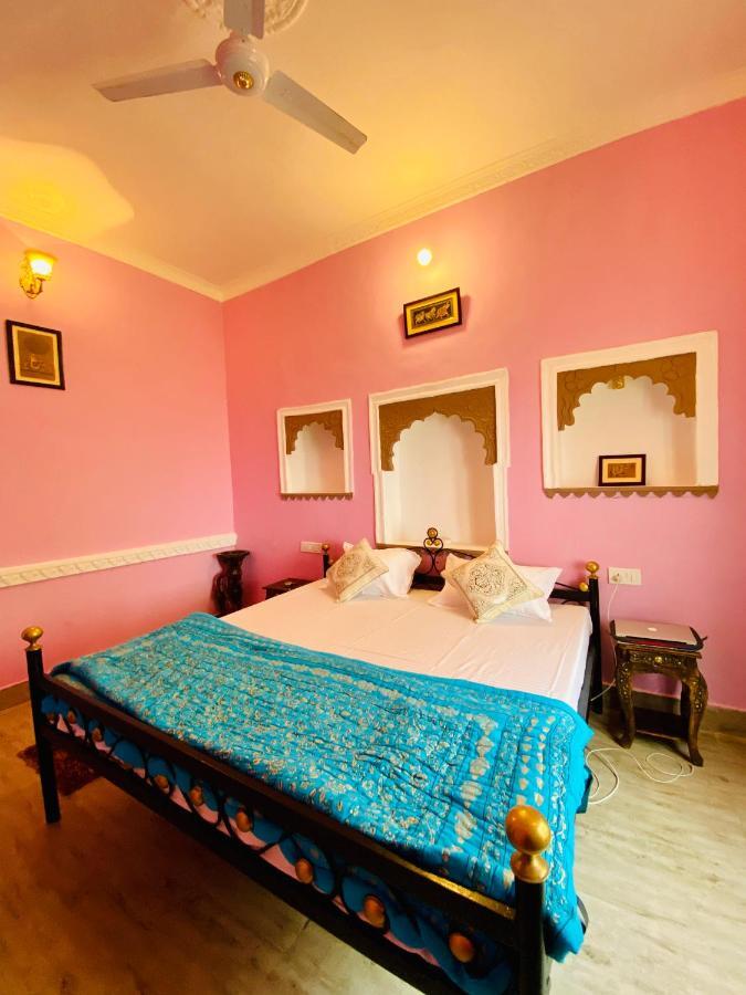 The Castle View Homestay Bundi Luaran gambar